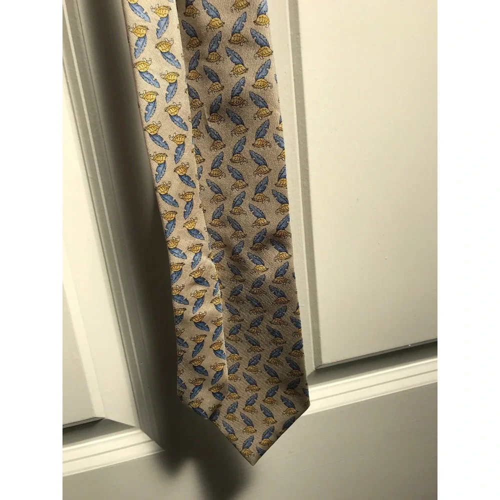 Brooks Brothers Makers Men's 100% Silk Turtles & Leaves‎ Tie Made in USA